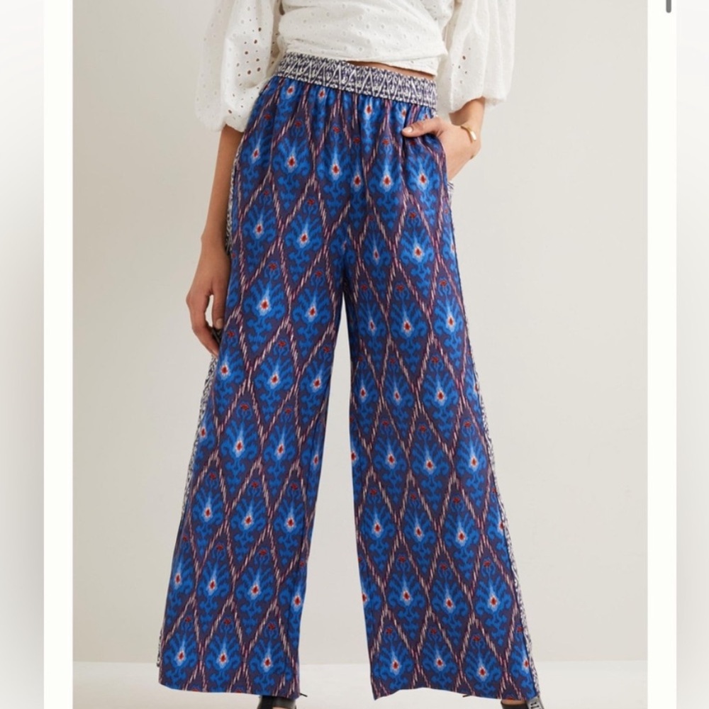 Anthropologie Vale Blue and White ikat Patterned Wide Leg Pants